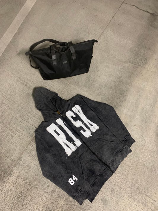 Black "Risk.84" ZipUp